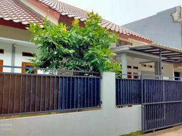 Rumah kampung dijual di Pitara Depok bangunan mewah
