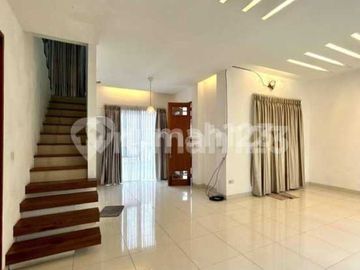 Dijual Turun Harga Rumah Di Tebet Barat