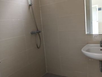 Rumah Bagus Dengan 4 KT Di Kebayoran Bintaro Sektor 7 - CW/IW 6404