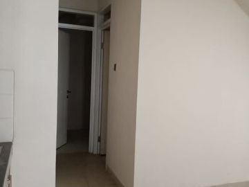 Rumah Bagus Dengan 4 KT Di Kebayoran Bintaro Sektor 7 - CW/IW 6404
