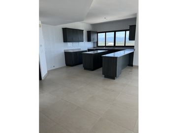 VENTA DE APARTAMENTO PH LAS OLAS II EN SAN CARLOS