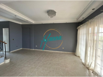 SE VENDE CASA EN RESIDENCIAL CORONA GARDENS BETANIA