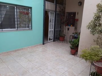 Casa PH en venta en Avellaneda Oeste