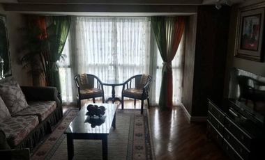 Condominium 2 Bedrooms: 1BR plus Den Condo For Sale in Manansala Tower Rockwell Makati City