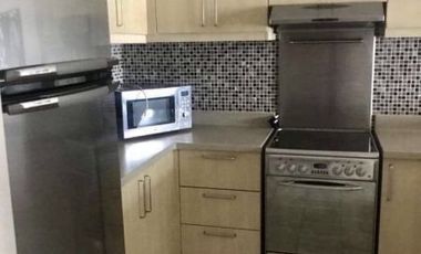 Condominium 2 Bedrooms: 1BR plus Den Condo For Sale in Manansala Tower Rockwell Makati City
