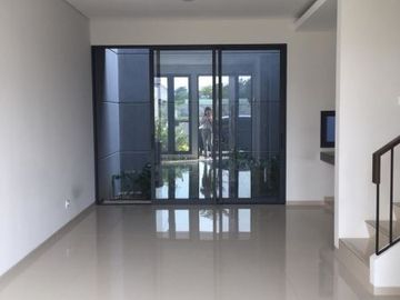 Rumah Bagus Nyaman di Kebayoran Harmony | SC 6968 - RS