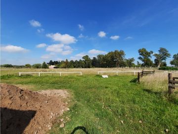 Campo en venta en Brandsen. 2,8 Has. Haras