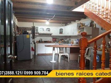 Terreno de venta en Super Stock - Los Sauces – código:16581