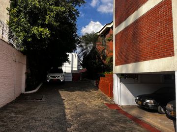 apartamento en venta en bella suiza alta. Cod V17685
