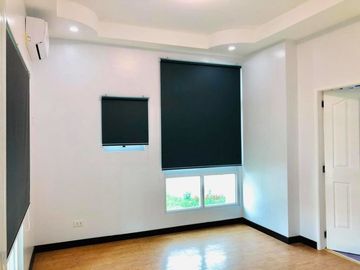 Elegant House with 5 Bedrooms for SALE or RENT in Angeles City