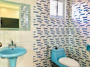 Elegant House with 5 Bedrooms for SALE or RENT in Angeles City