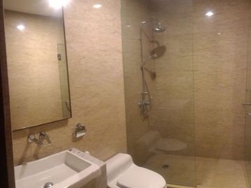 For Sale Apartment Essence Darmawangsa Best Price ! Type 3+1 BR & Furnished A1626
