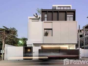 4 Bedroom House for sale in Chang Phueak, Chiang Mai