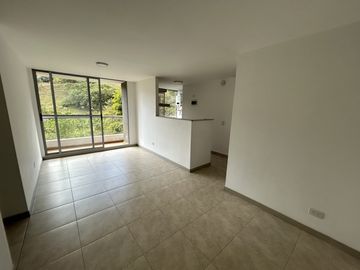 apartamento en arriendo en la cuenca. Cod A9434085