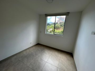 apartamento en arriendo en la cuenca. Cod A9434085