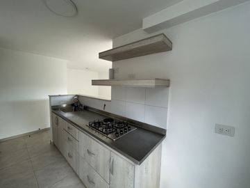 apartamento en arriendo en la cuenca. Cod A9434085
