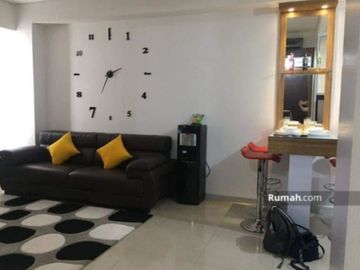 For Rent 3BR Urban Style Apartemen at Fatmawati