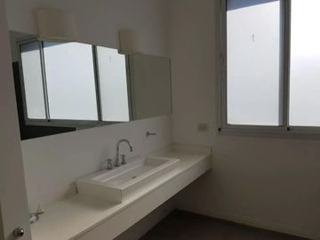 Casa en venta al lago en Cabos del Lago