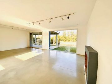 Casa en venta al lago en Cabos del Lago