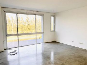 Casa en venta al lago en Cabos del Lago