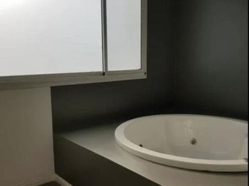Casa en venta al lago en Cabos del Lago