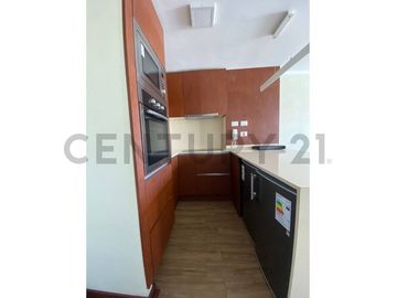 HERMOSO DEPARTAMENTO EN VENTA, 1D 1B, LAS CONDES