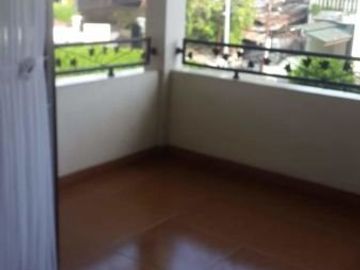 Rumah Luas di Tubagus Ismail dekat Dago
