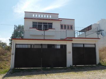 TEPOTZOTLAN  CASA TOTALMENTE NUEVA  EN EXCLUSIVO FRACCIONAMIENTO