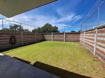 TEPOTZOTLAN  CASA TOTALMENTE NUEVA  EN EXCLUSIVO FRACCIONAMIENTO
