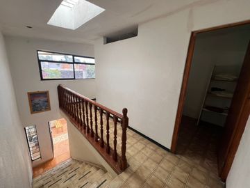 CASA EN VENTA ZONA BUGAMBILIAS, MUY CERCA DE LA BUAP, EXCELENTE UBICACION!