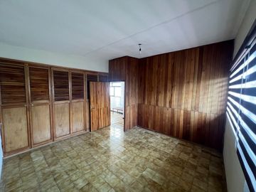 CASA EN VENTA ZONA BUGAMBILIAS, MUY CERCA DE LA BUAP, EXCELENTE UBICACION!