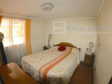 Casa en venta de 5 dorm. en Los Andes
