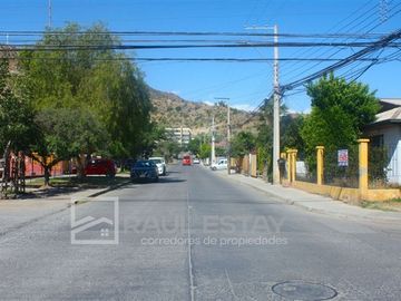 Casa en venta de 5 dorm. en Los Andes