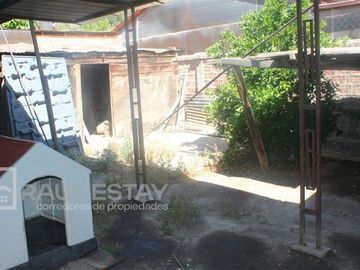Casa en venta de 5 dorm. en Los Andes