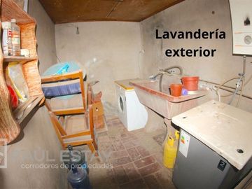 Casa en venta de 5 dorm. en Los Andes