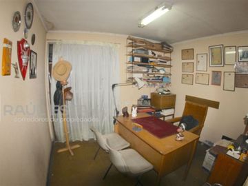 Casa en venta de 5 dorm. en Los Andes