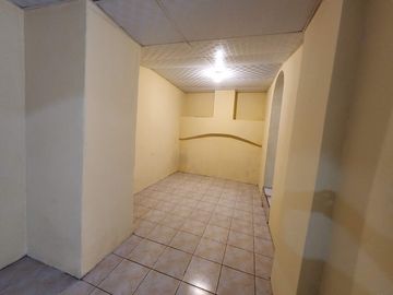 CAS BASILICA IBUJE: VENDO CASA RENTERA 3 PISOS MAS LOCAL COMERCIAL