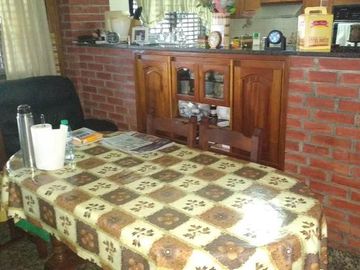 Excelente chalet sobre lote 12x37, 340m2 cubiertos