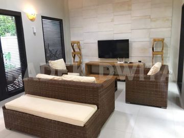 Rumah styel Villa bale Mansion Sunset road dekat Imam bonjol kuta