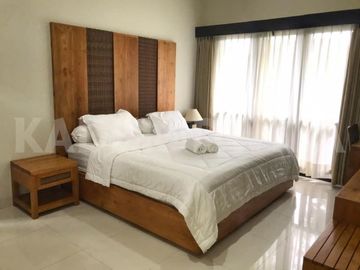 Rumah styel Villa bale Mansion Sunset road dekat Imam bonjol kuta