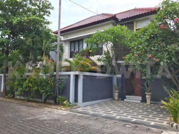 Rumah styel Villa bale Mansion Sunset road dekat Imam bonjol kuta