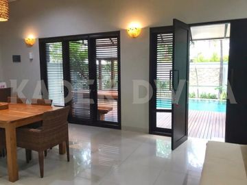 Rumah styel Villa bale Mansion Sunset road dekat Imam bonjol kuta