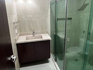 Se vende casa nueva en priv. Bugambilias, Hacienda de Agua Caliente Tijuana