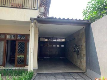 Rumah Bintaro Sektor 7 Besar Strategis Depån RS Premier