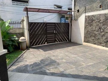 Rumah Bintaro Sektor 7 Besar Strategis Depån RS Premier