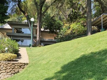 Casa en Fraccionamiento en Rancho Cortes Cuernavaca - ARI-785-Fr*
