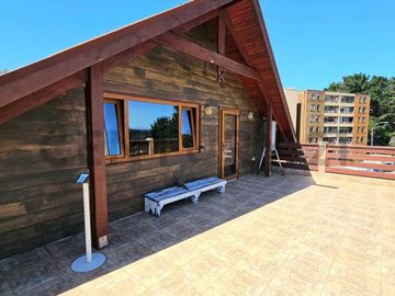 En venta Amplia Casa uso Mixto, 4 niveles, Andalué