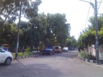 Rumah Besar Jalan Raya Rungkut Asri 25x30 Bs buat kantor