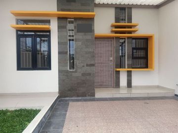HUNIAN ASRI MEWAH ALA VILLA READY STOCK SIAP HUNI DI CIWASTRA BUAHBATU