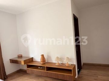 Disewa Rumah Golf Island Pik Uk 8X20 Furnish Siap Huni